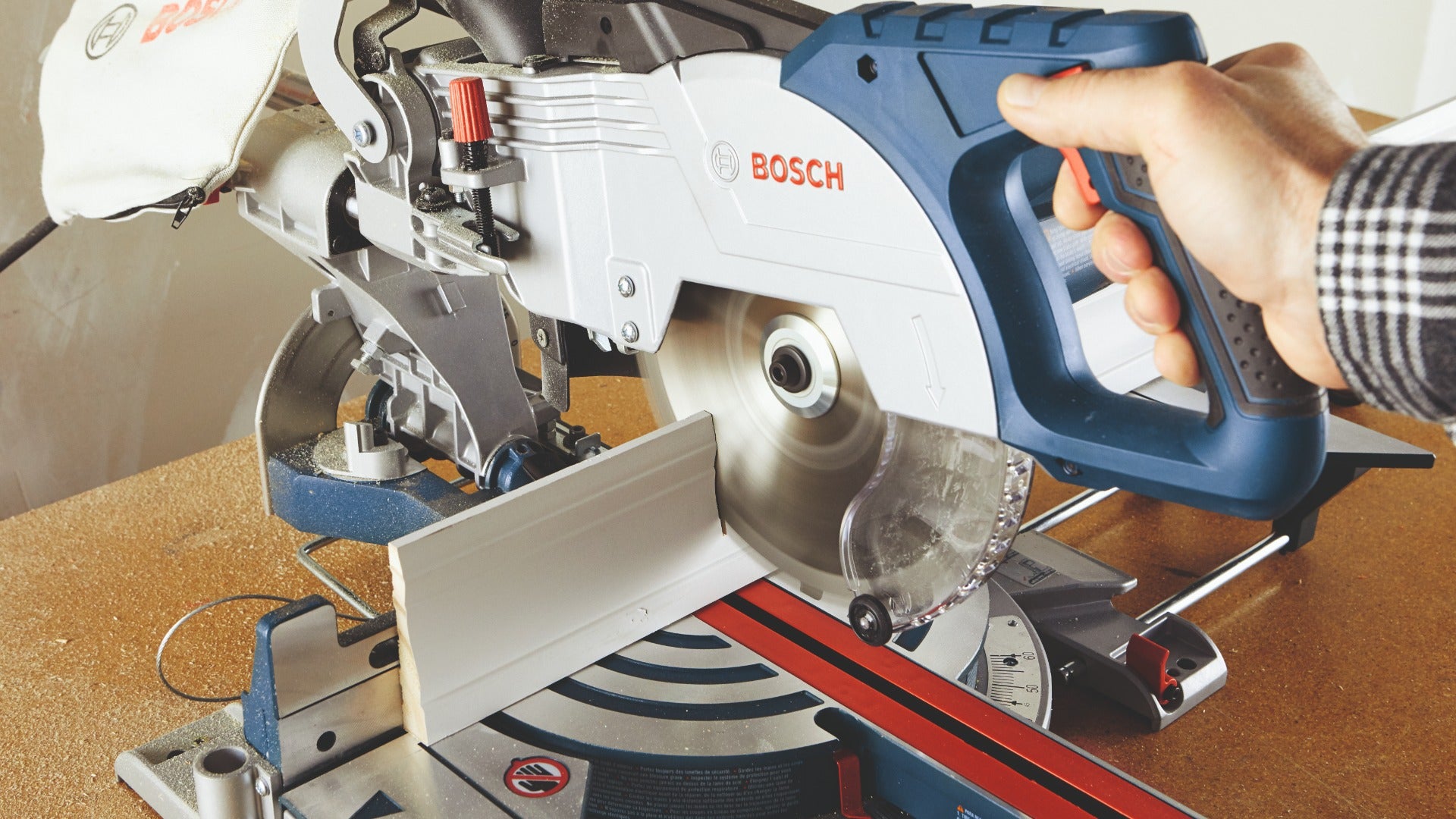 Bosch 8 1/2" Single Bevel Slide Miter Saw CM8S