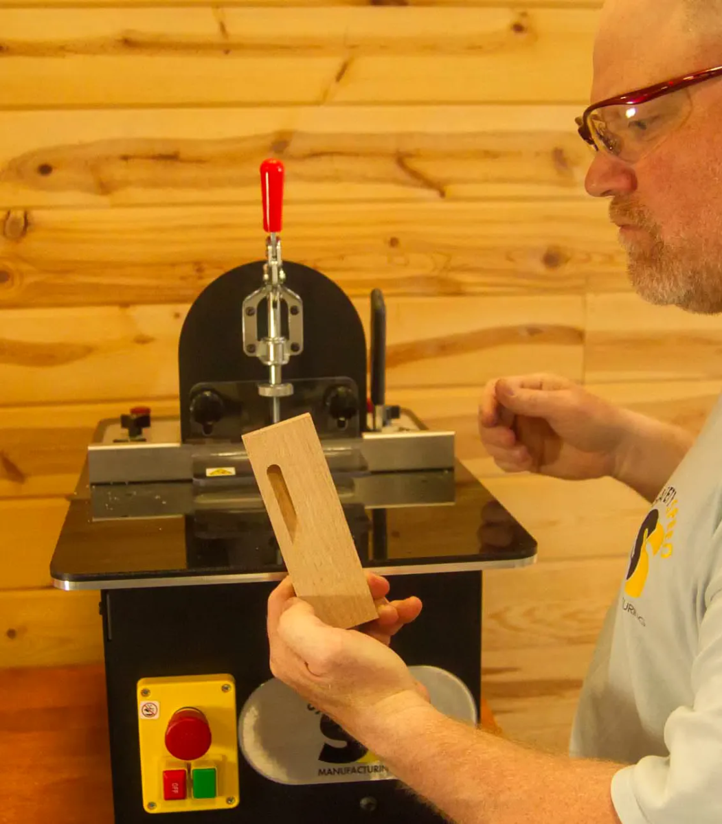 Safety Speed Cut Tabletop Screw Pocket Machine SPM101EZ