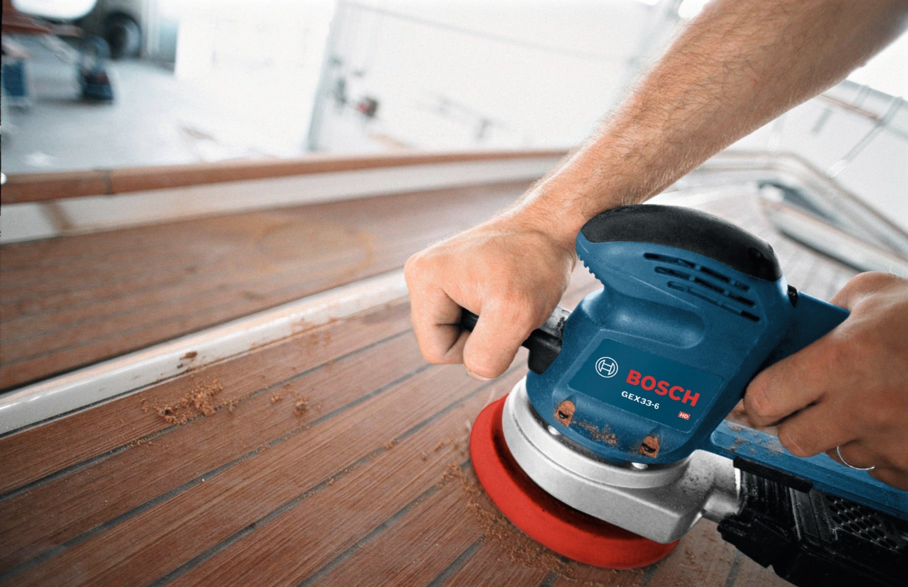 Bosch 6" Random Orbit Sander/Polisher w/ Multi-Hole Pad GEX33-6N