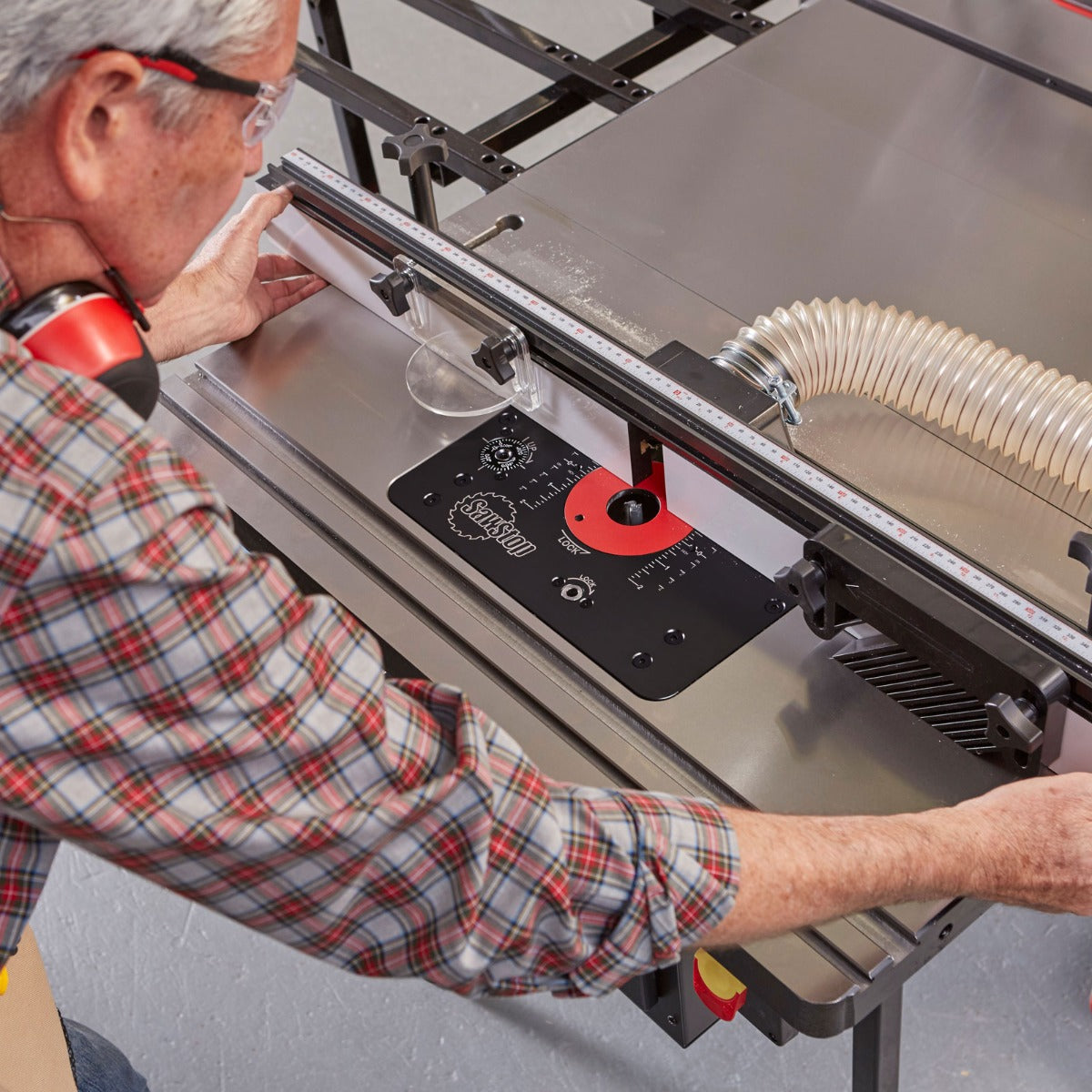 SawStop Professional Series 27 in. In-Line Router Table (RT-F27, RT-PSW, RT-ST2, RT-C27) RT-TGP