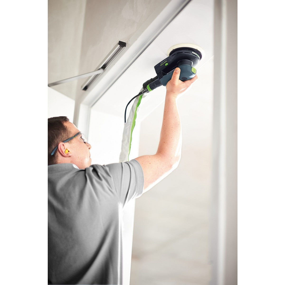 Festool 6 in. Random Orbital Sander ETS EC 150/5 EQ-Plus 576339