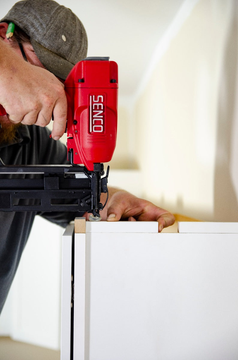 Senco 2-1/2in Finish Nailer, FinishPro 16XP 16 ga 9S0001N