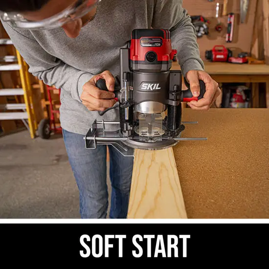 Skil 14 Amp Plunge and Fixed Base Corded Router RT1322-00