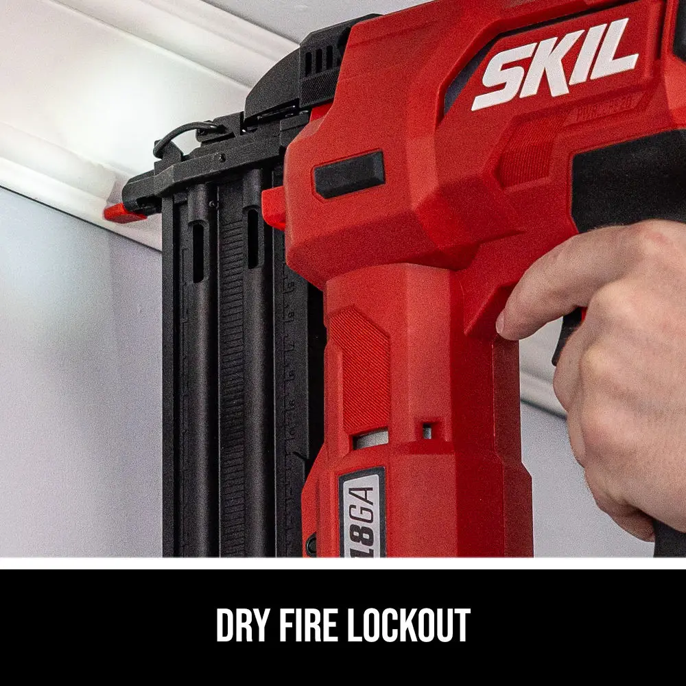 Skil PWRCORE 20 Brushless 20V 18Ga Brad Nailer Kit NA1800B-10