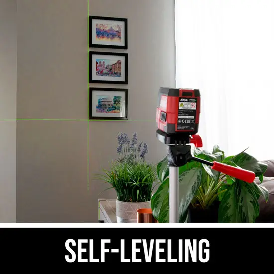 Skil Self-leveling Green Cross Laser with Clamp LL9324G-01