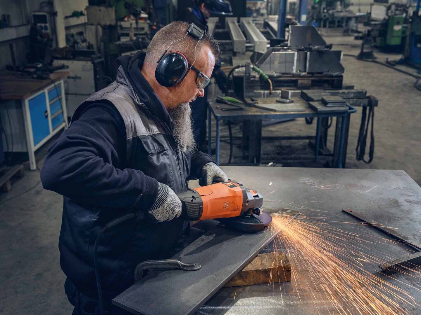 Fein AlphaGrind LG 22-180 7" Corded Angle Grinder – 2,200W 72251460120
