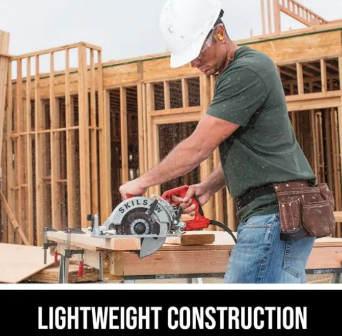 Skil 7-1/4 in. Lightweight Worm Drive Skilsaw SPT77WML-01