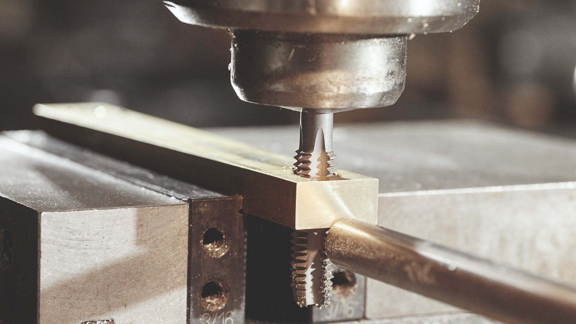 Bosch 1/4 - 28 Plug Tap and No. 3 Drill Bit Combo Set