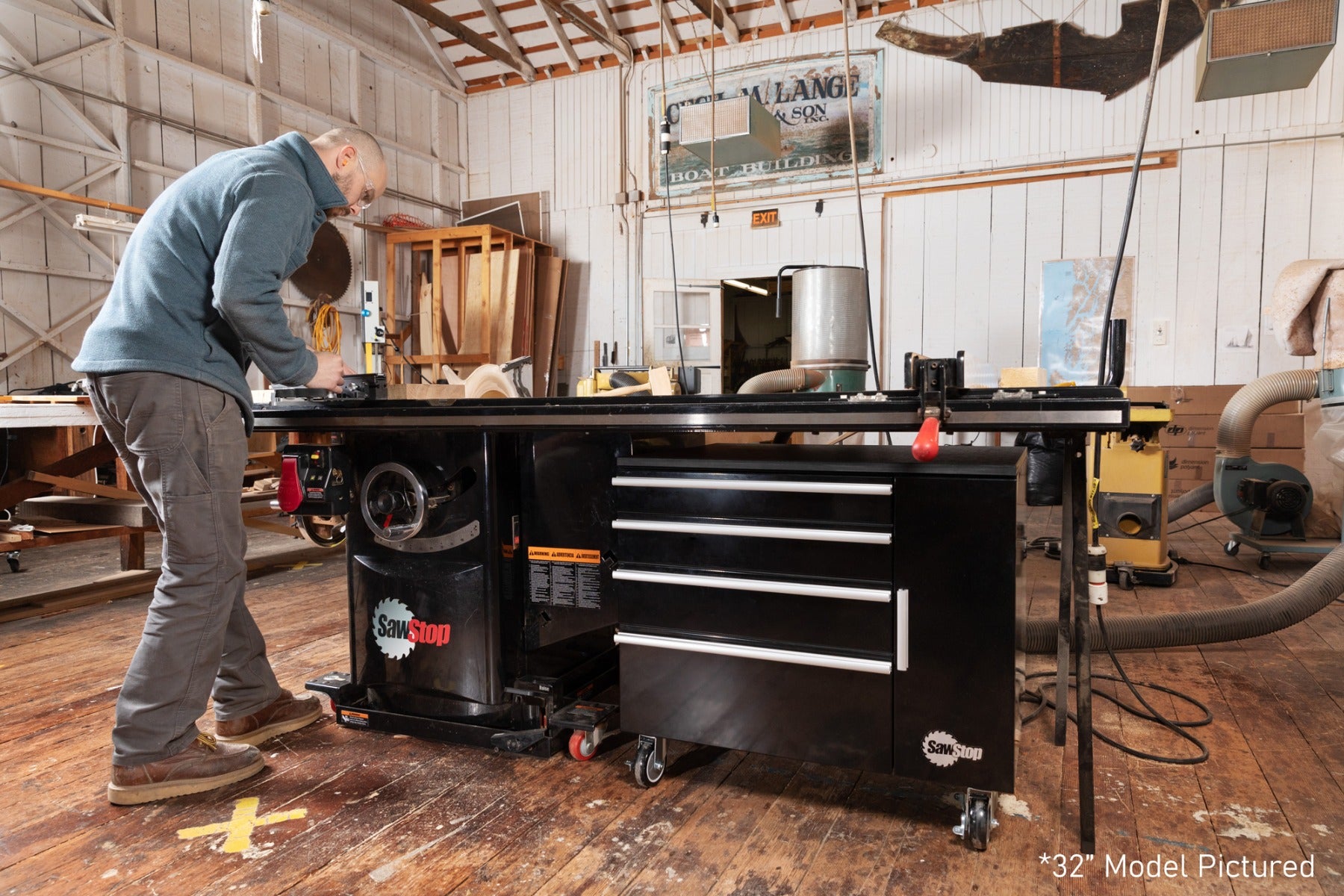 SawStop 18 in. Under Table Cabinet TSA-UTC18