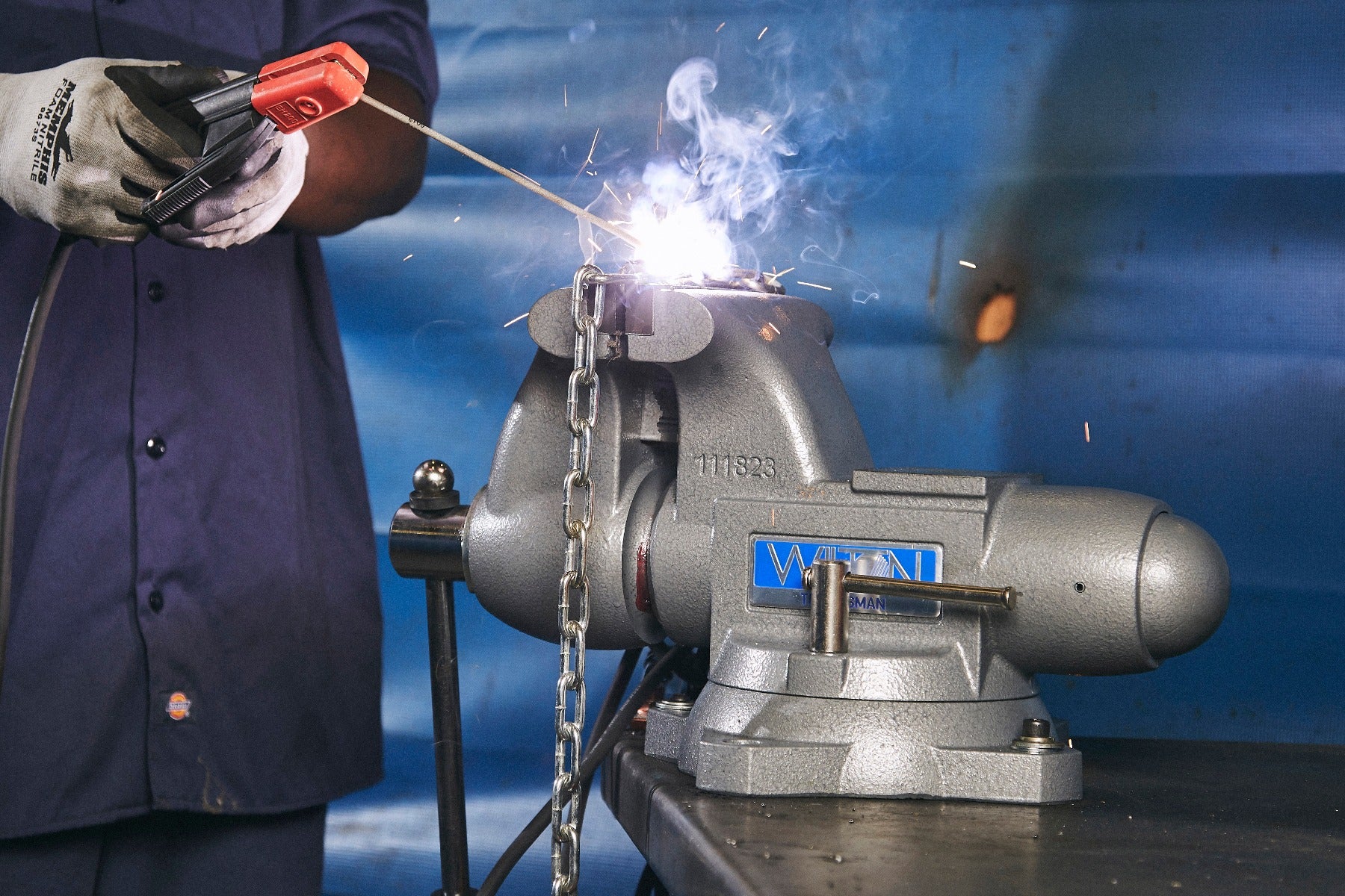 Jet 1765, Tradesman 6-1/2 in. Round Channel Vise with Swivel Base 28807